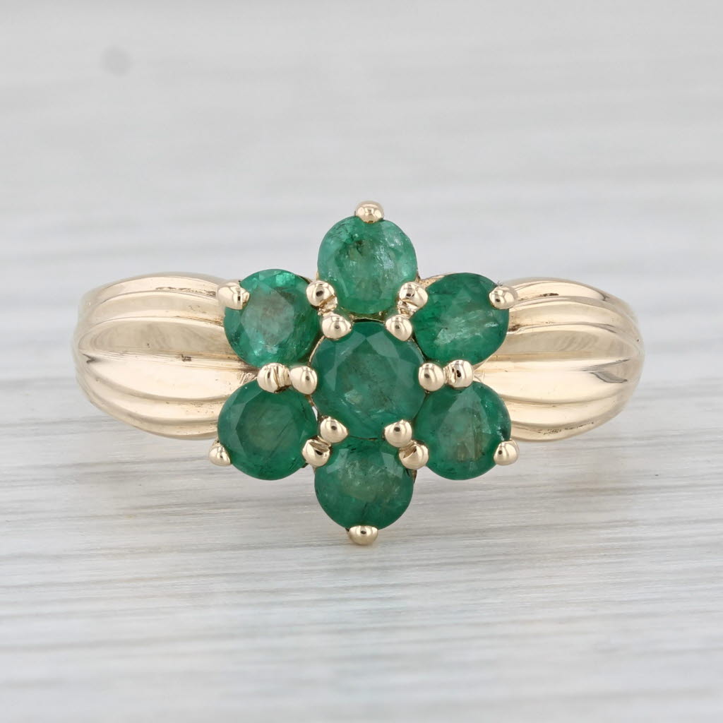 Light Gray 1.25ctw Emerald Flower Cluster Ring 14k Yellow Gold Size 8