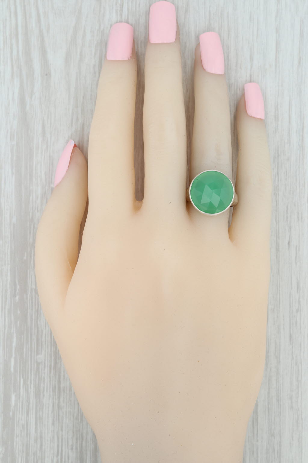 New Nina Nguyen Green Chrysoprase Ring Balance Sterling Silver Hammered Size 7