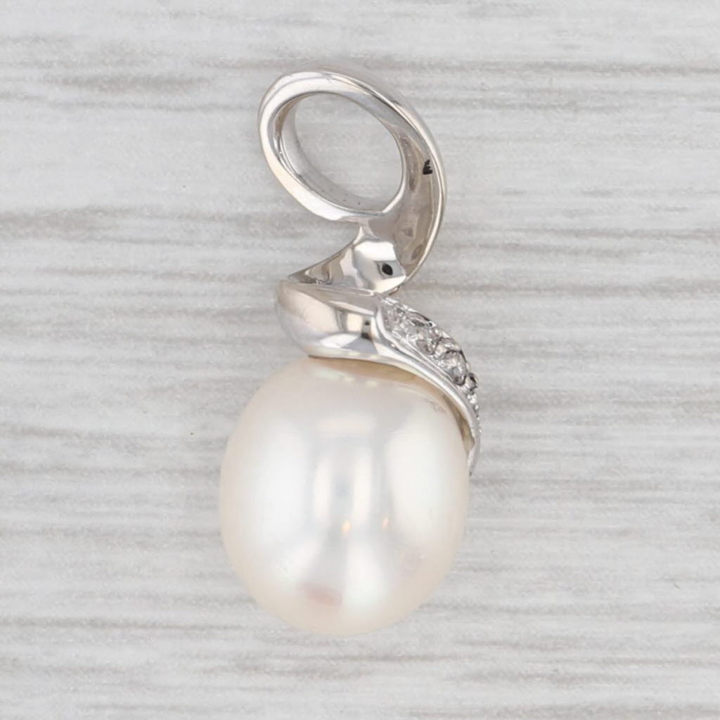 Light Gray Cultured Pearl Diamond Pendant 14k White Gold Drop