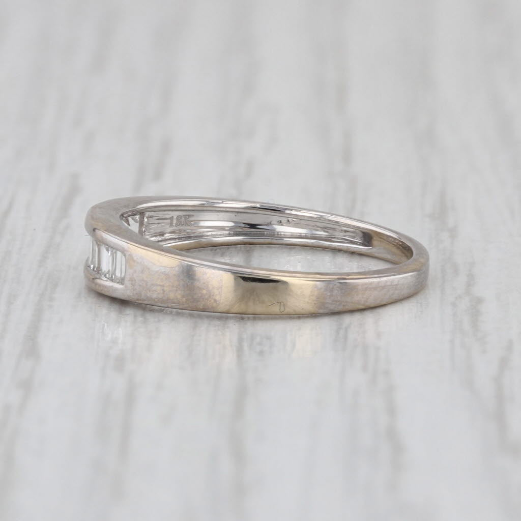 0.33ctw Diamond Wedding Band 18k White Gold Size 6 Stackable Ring COA Tomas Rae