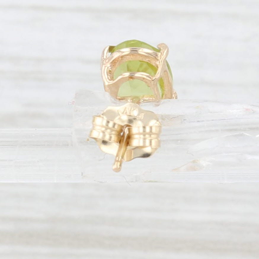 Lavender 1.50ctw Oval Solitaire Peridot Stud Earrings 14k Yellow Gold
