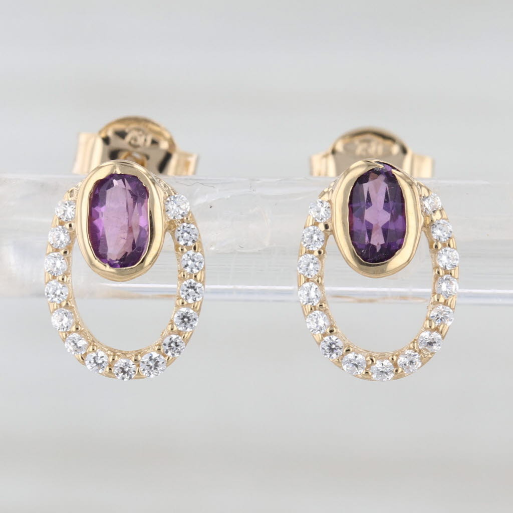 0.52ctw Amethyst Cubic Zirconia Stud Earrings 18k Yellwo Gold Studs