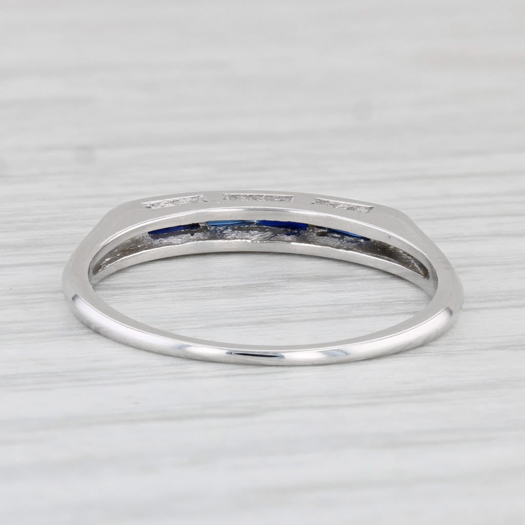 Light Gray Vintage 0.30ctw Lab Created Blue Sapphire Ring 14k Gold Sz 6.5 Stackable Band