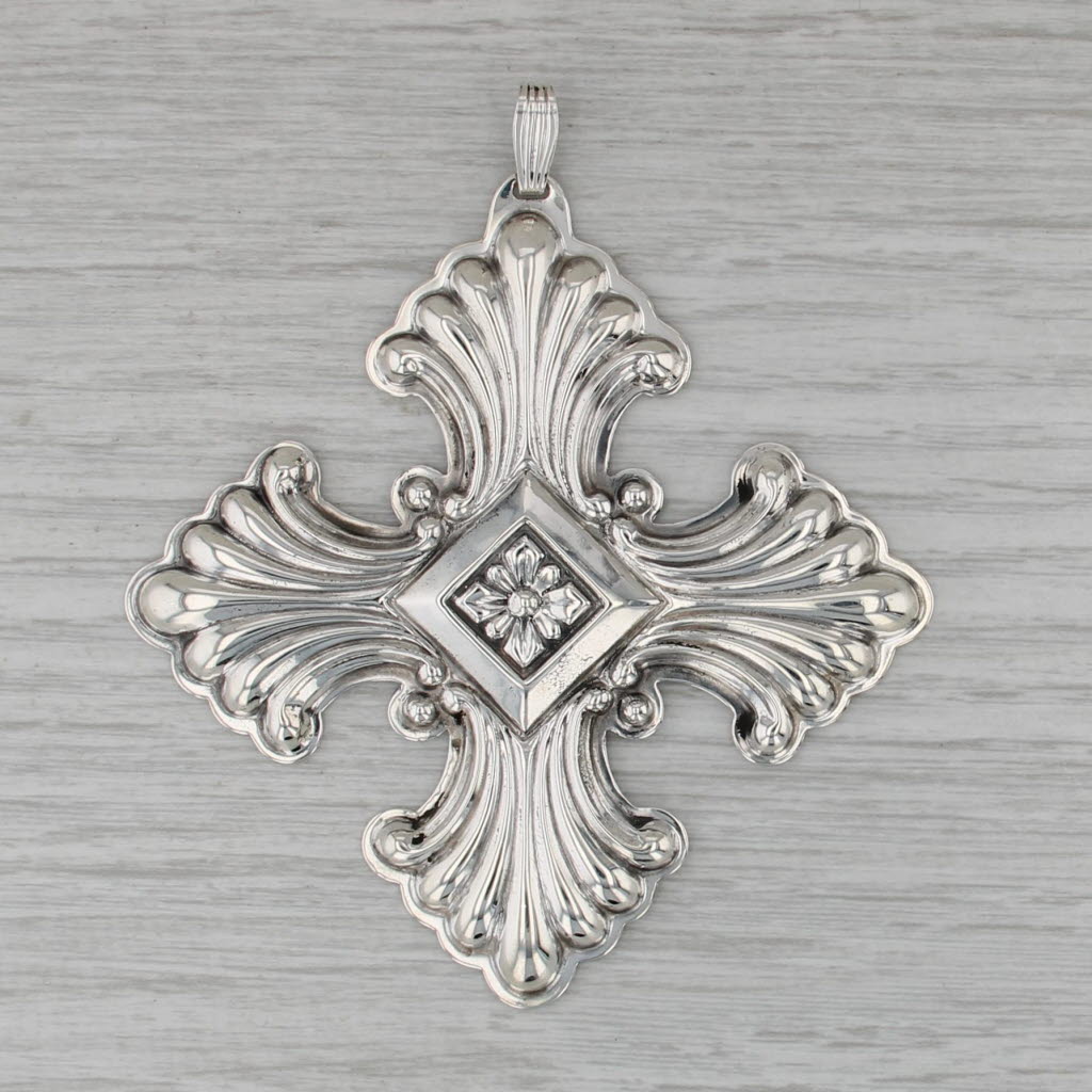 1973 Reed & Barton Christmas Cross Ornament Sterling Silver Holiday Collectible