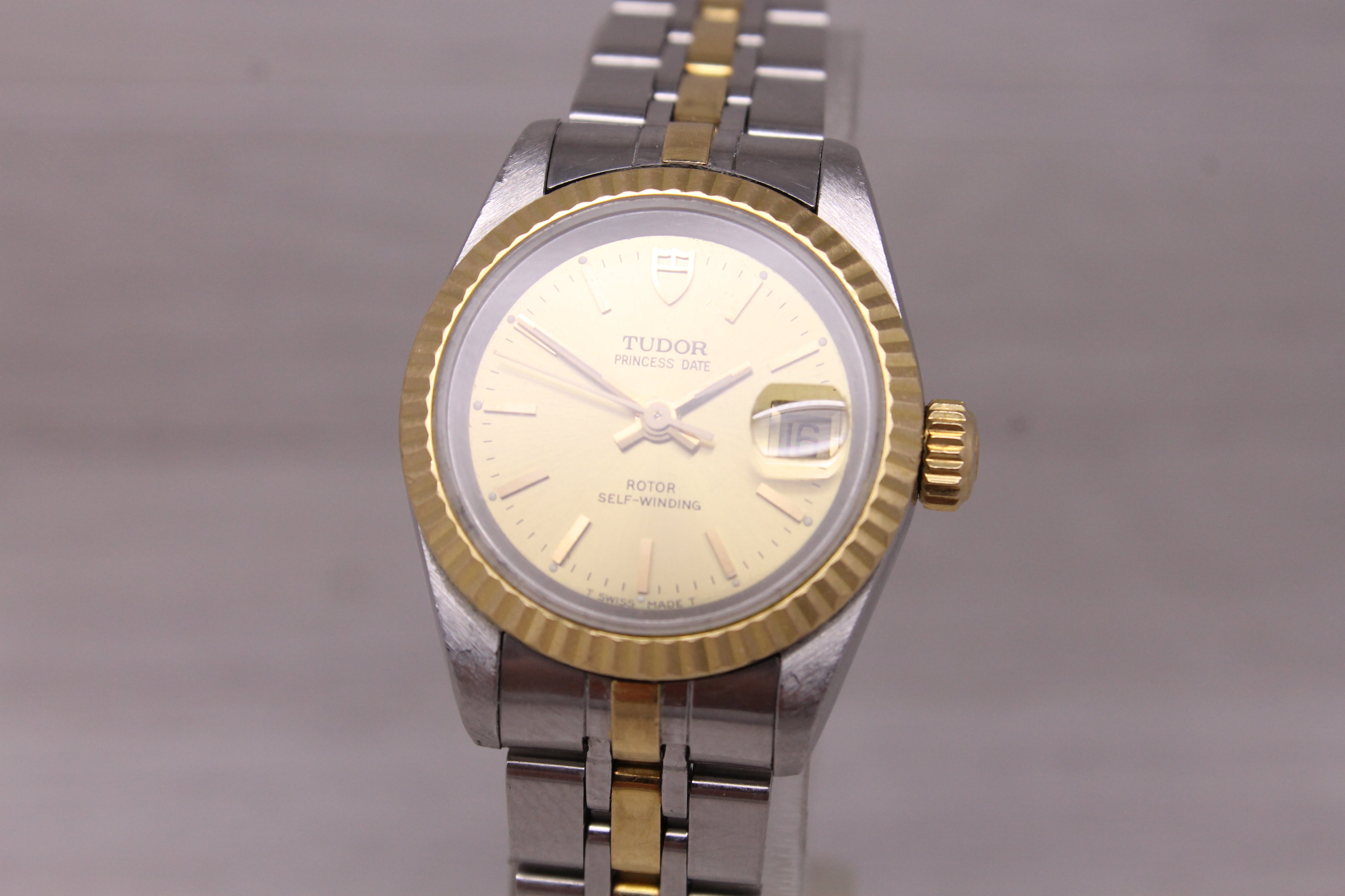 Tudor Princess Date Ladies 25mm Automatic Watch Fluted Bezel Swiss Date 92413