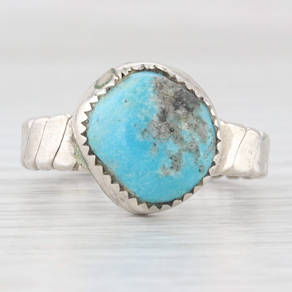 Light Gray Vintage Turquoise Round Cabochon Solitaire Ring Sterling Silver Native American