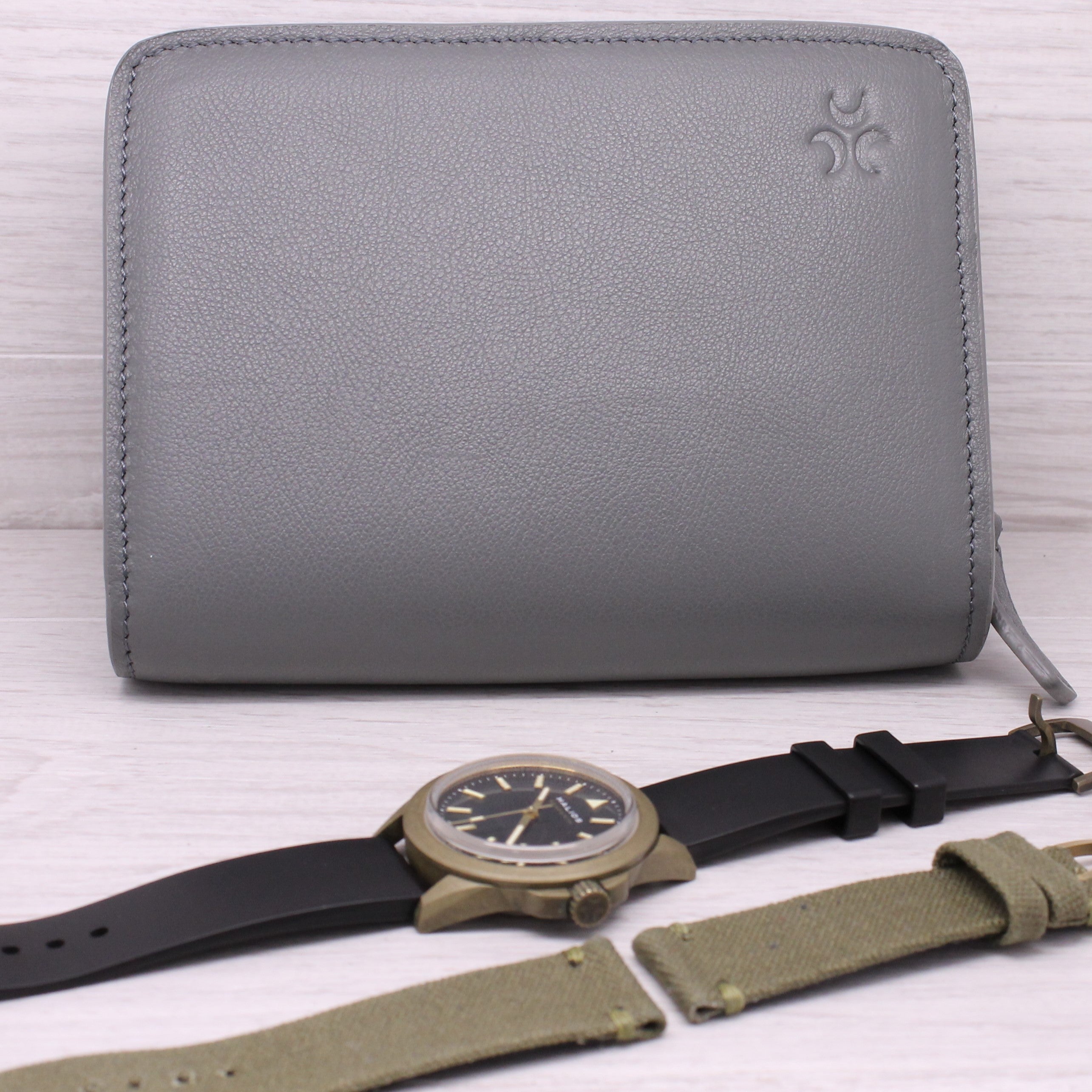 Light Slate Gray Halios Seaforth 40mm Bronze Green Dial Automatic Mens Watch 2 Straps & Case