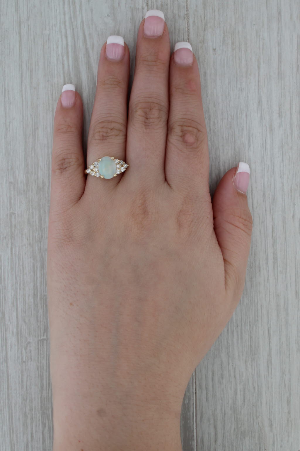 Opal 0.40ctw Diamond Clusters Ring 14k Yellow Gold Size 7 Oval Cabochon
