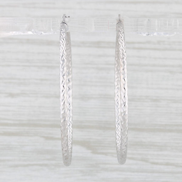 Light Gray Textured Hoop Earrings 14k White Gold Snap Top Round Hoops 42.3mm