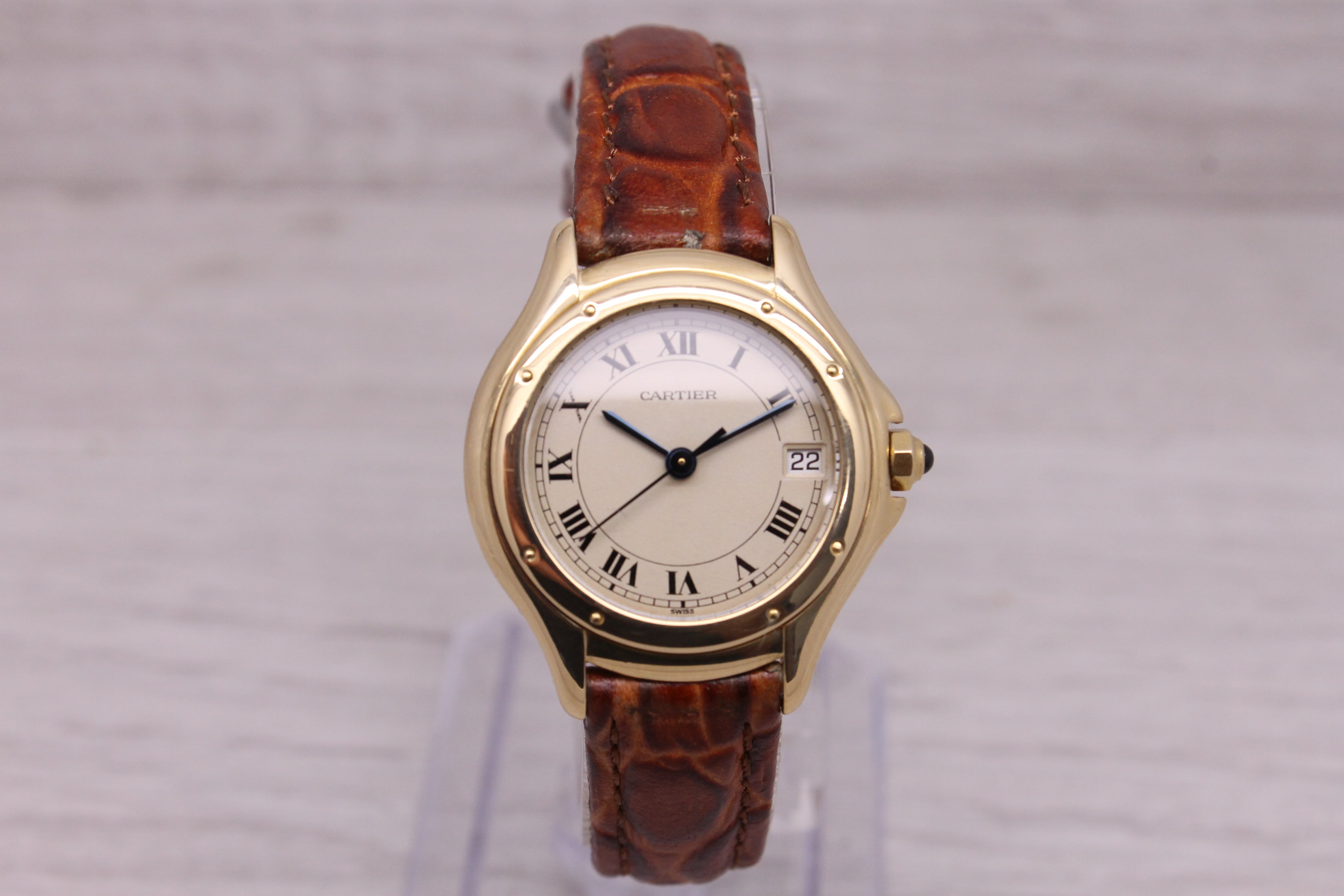 Dark Gray Cartier 18k Yellow Gold Panthere Cougar 887921 Ladies 26mm Quartz Watch