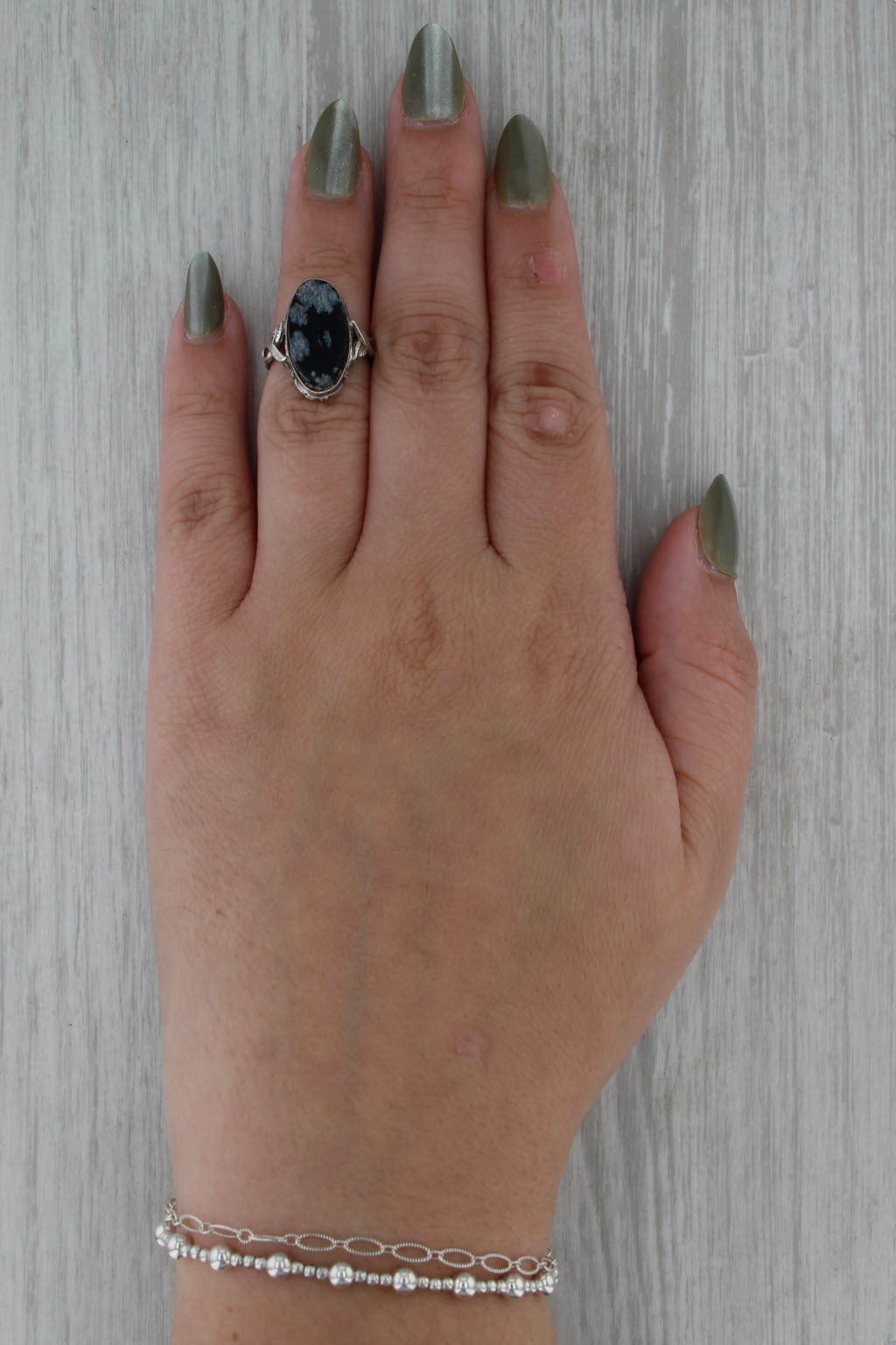 Vintage Obsidian Glass Snowflake Signet Ring Sterling Silver Size 4 Leaf Accents