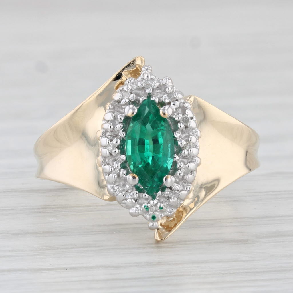 Light Gray 0.53ctw Lab Created Emerald Diamond Halo Ring 10k Yellow Gold Size 6.75