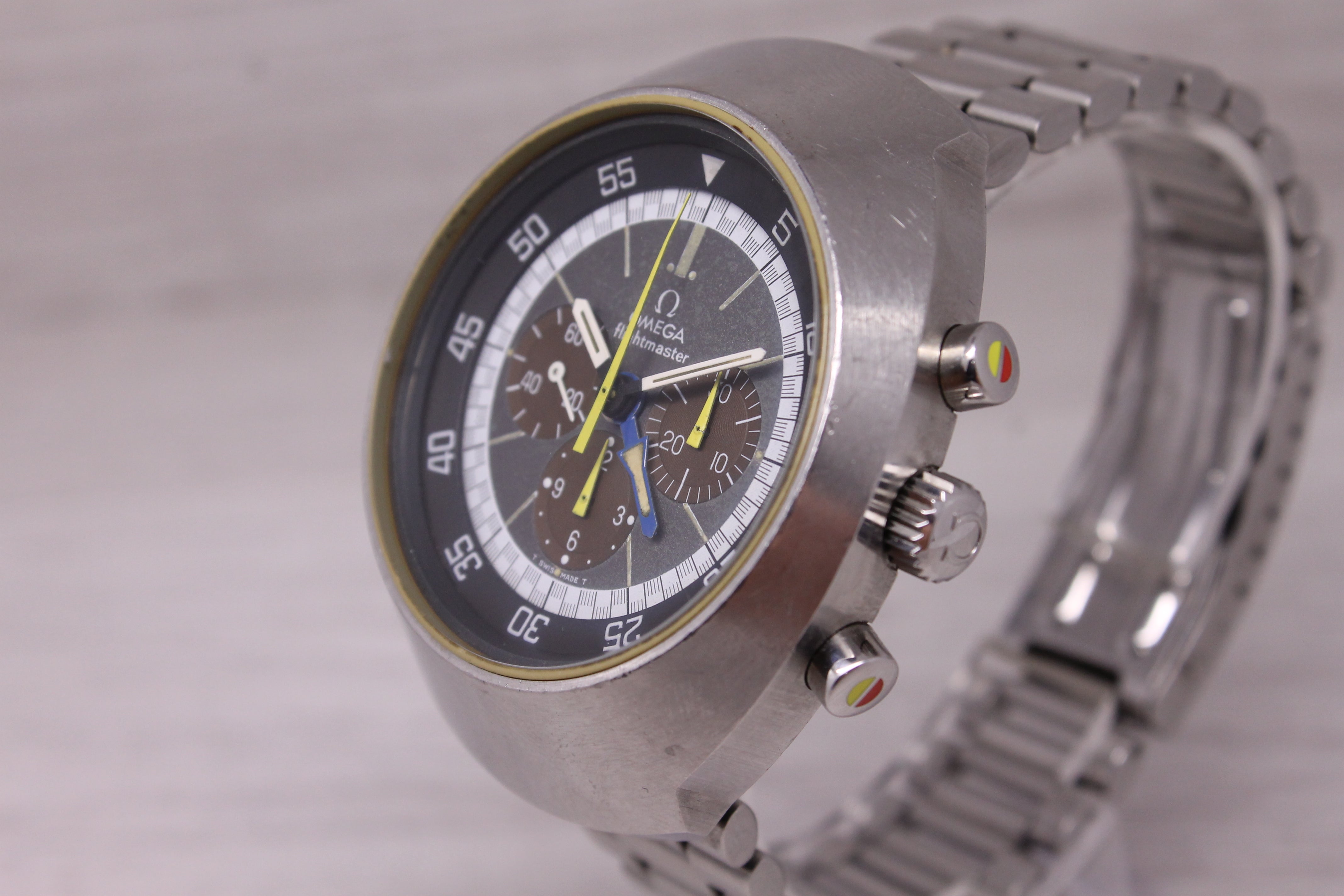 Vintage c.1972 Omega Flightmaster Mens Steel 43mm Chronograph GMT Watch c.911