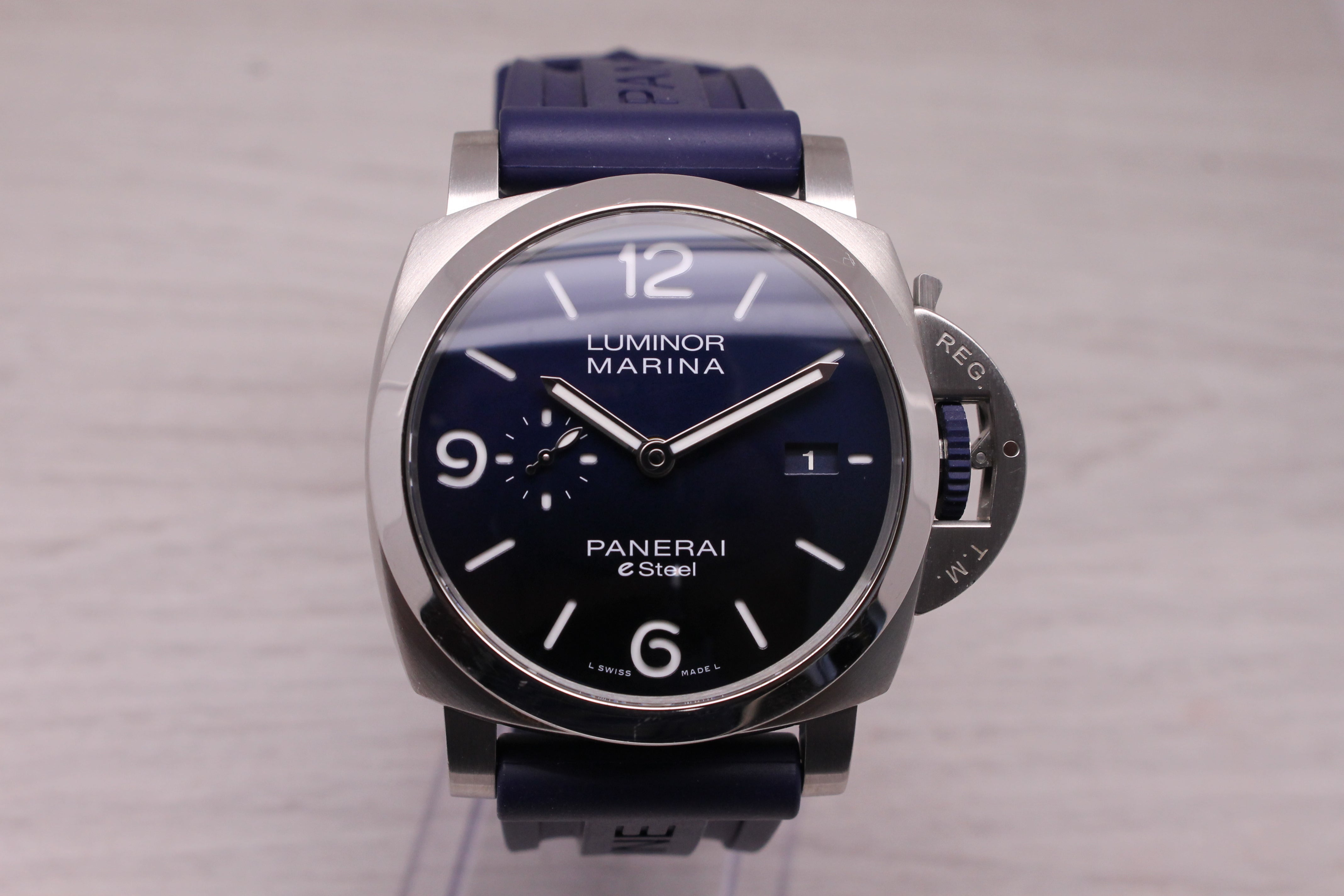 Dark Gray Panerai E-Steel Luminor Marina Blu Profundo Mens Steel Watch w/ Box PAM01157