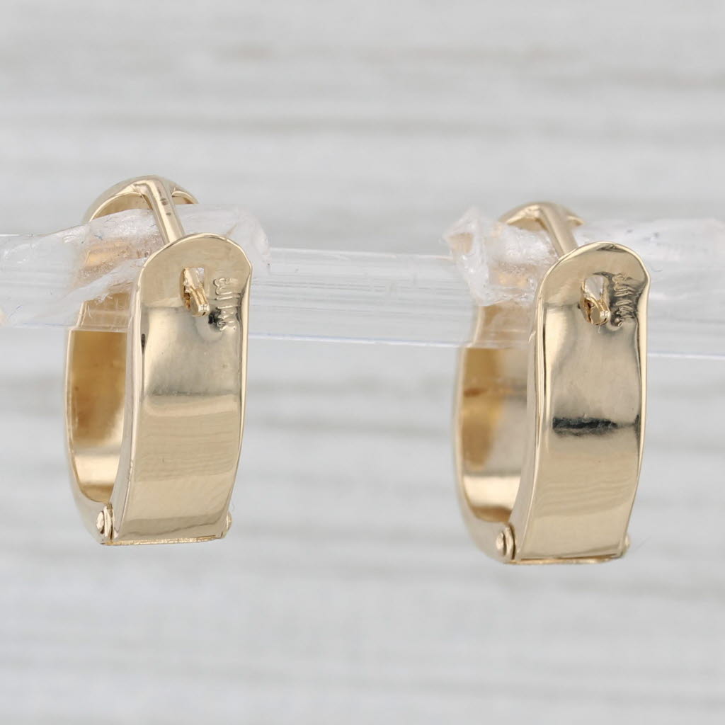 Gray Etched Oval Hoop Earrings Brushed 14k Yellow Gold Lever Backs