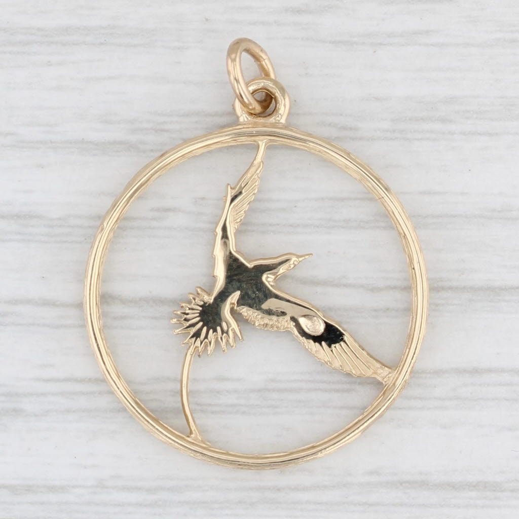 Light Gray Soaring Bird Framed in Gold Circle Pendant 14k Yellow Gold Charm