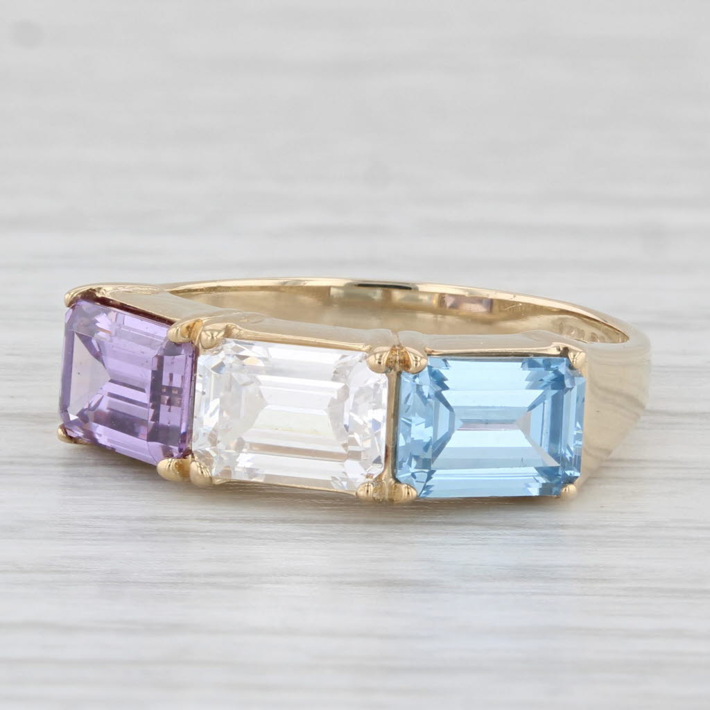 Light Gray 3.20ctw Cubic Zirconia Ring 14k Yellow Gold 3-Stone Purple White Blue Size 7.75