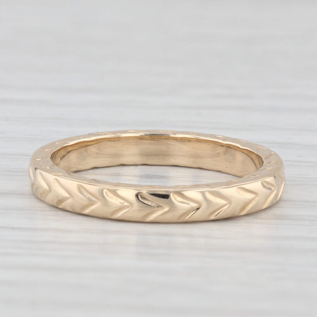 Light Gray Wheat Etched Ring 14k Yellow Gold Wedding Band Stackable Size 6