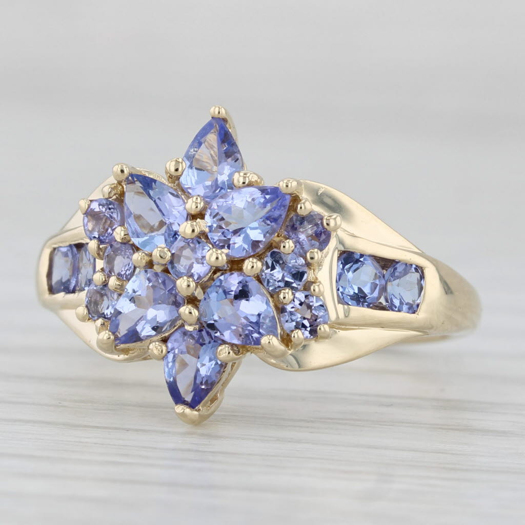 Light Gray 1.56ctw Tanzanite Flower Cluster Ring 14k Yellow Gold Size 7.25