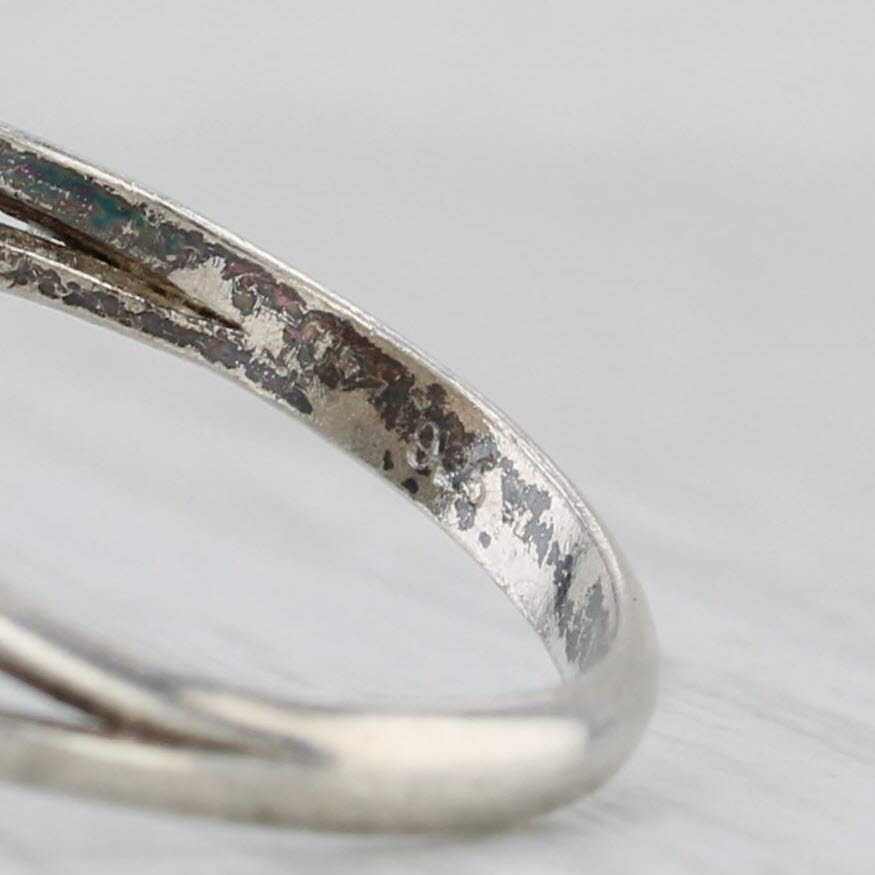 Light Gray Vintage Native American Mother of Pearl Ring Sterling Silver Size 7.5