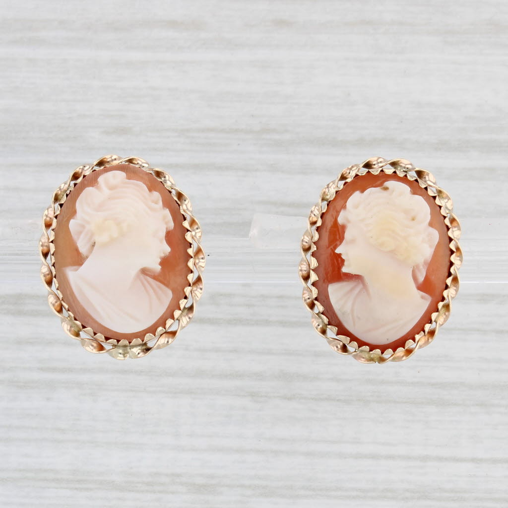 Light Gray Carved Shell Cameo Earrings 14k Yellow Gold Stud Cameos