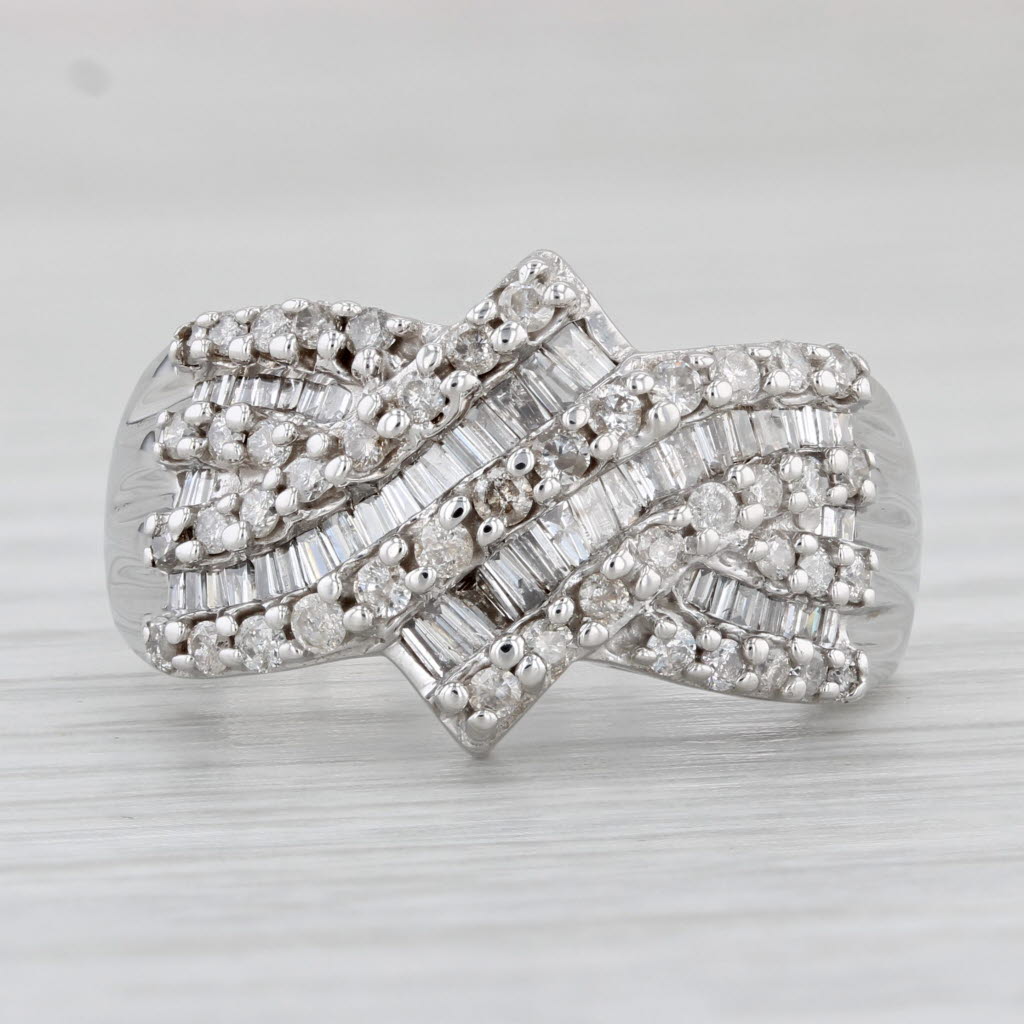 Light Gray 0.94ctw Diamond Crossover Ring 10k White Gold Size 7 Cocktail