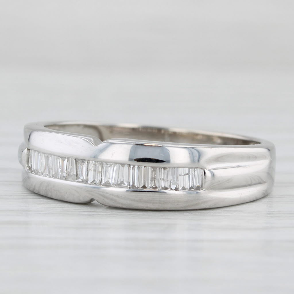 Light Gray 0.17ctw Diamond Men's Wedding Band 14k White Gold Size 10.25 Ring