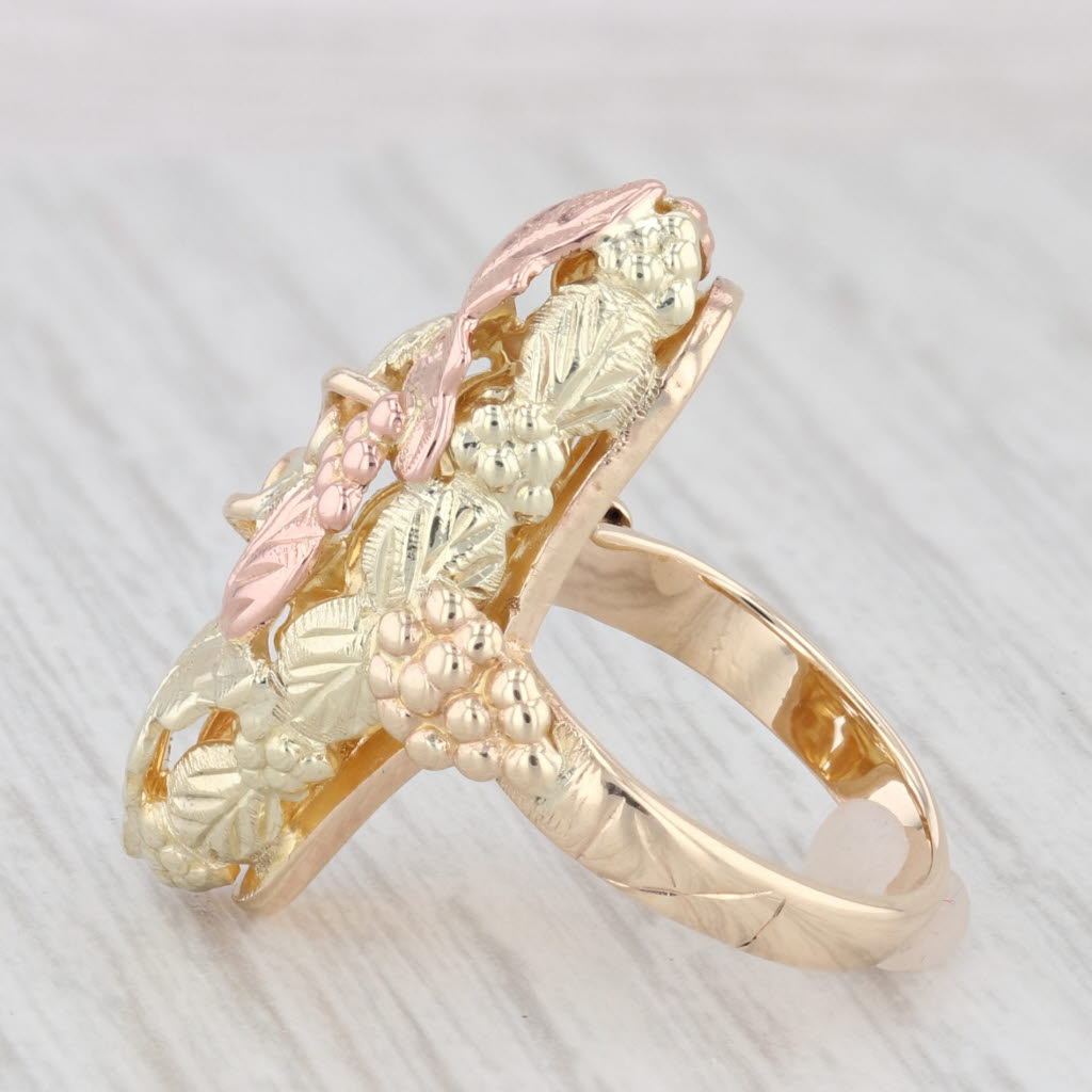 Light Gray Landstrom's Black Hills Gold 10K Yellow Rose Gold Floral Design Ring Size 3