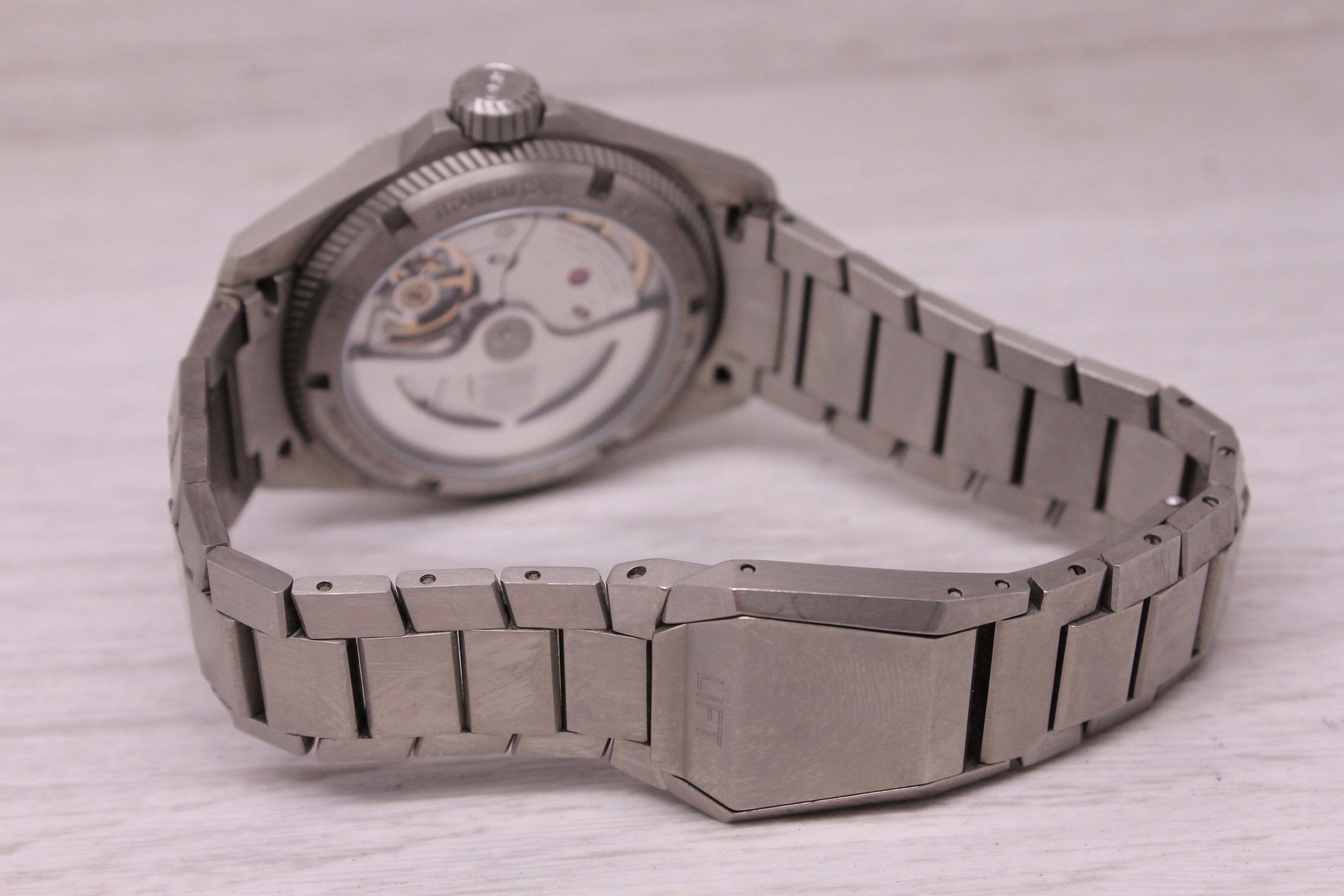 Oris Pro Pilot X 5Days 39mm Mens Titanium Automatic Watch 01 400 7778