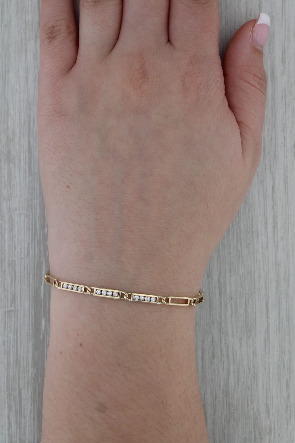 0.27ctw Diamond Bar Bracelet 14k Yellow Gold 6.25" 3.1mm