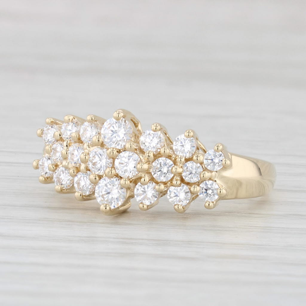 Light Gray 1.10ctw Cubic Zirconia Cluster Ring 14k Yellow Gold Size 8