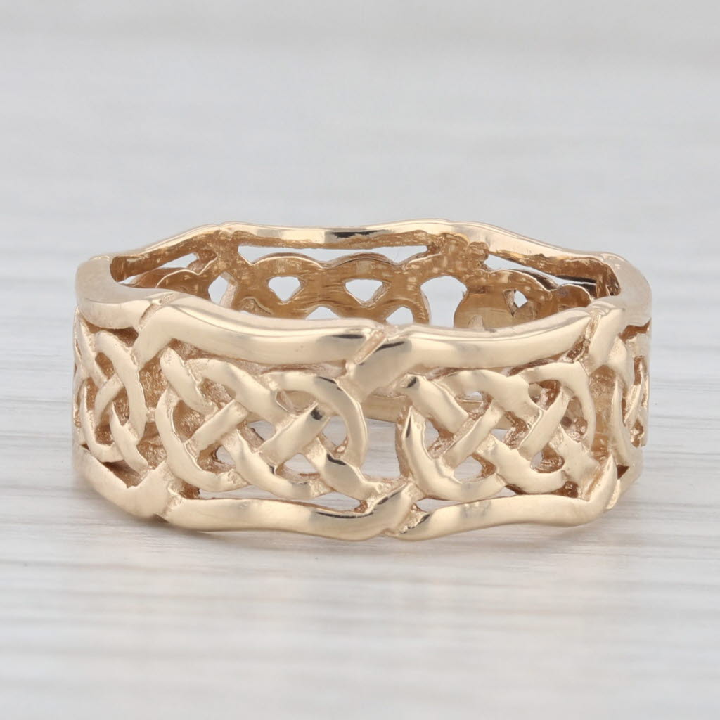 Light Gray Celtic Knot Pattern Ring 14k Yellow Gold Size 6.5 Band Wedding