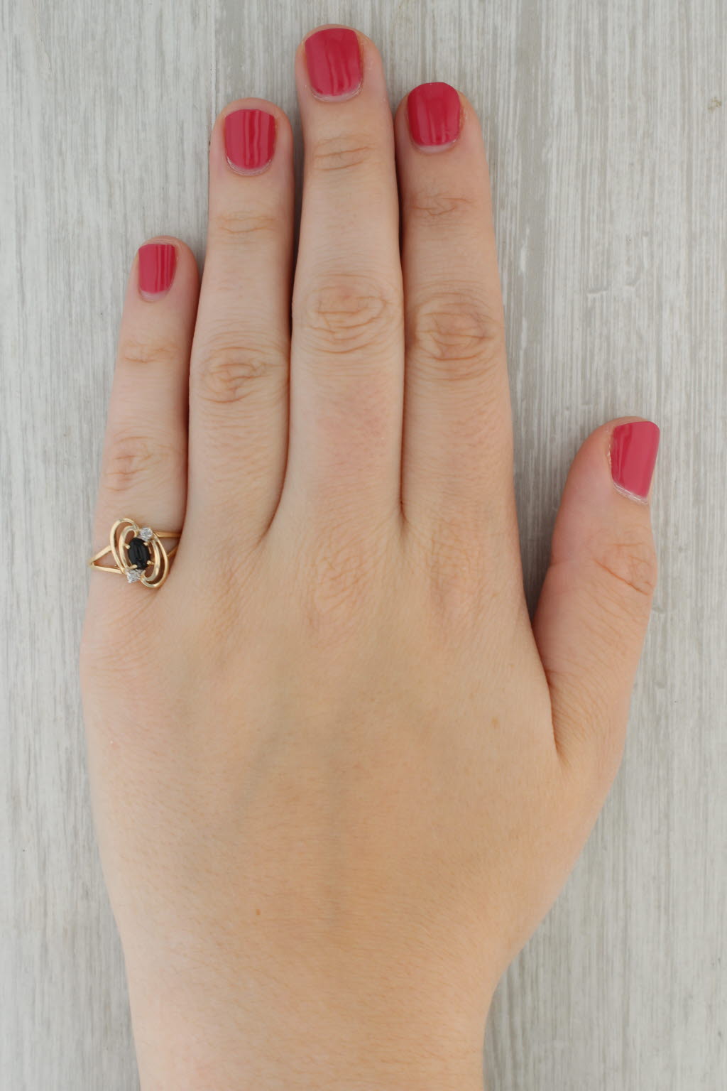 Dark Gray Oval Cabochon Onyx Ring 10k Yellow Gold Size 7.75 Diamond Accents