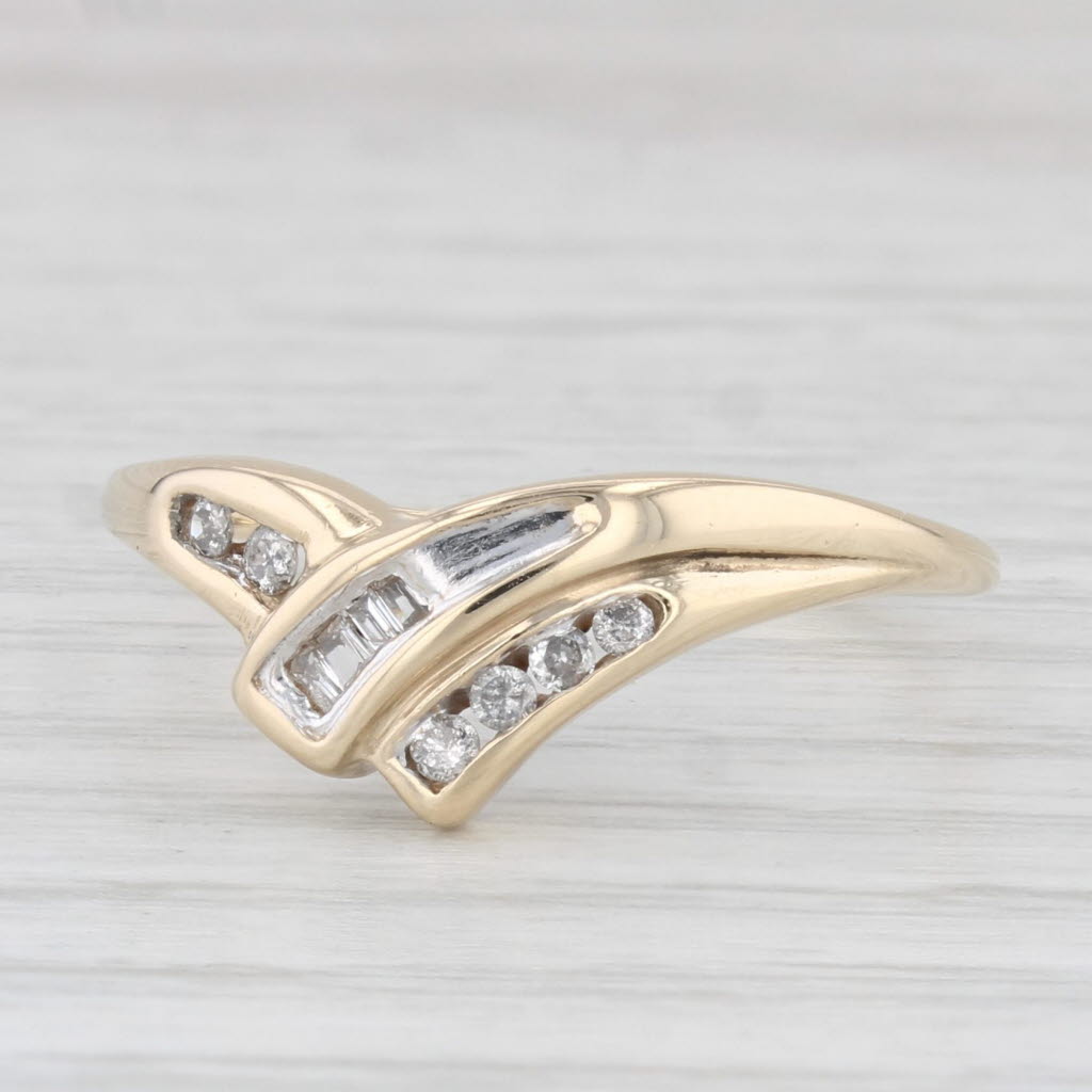 Light Gray 0.102ctw Diamond Contoured V Ring 10k Yellow Gold Size 8 Stackable Wedding