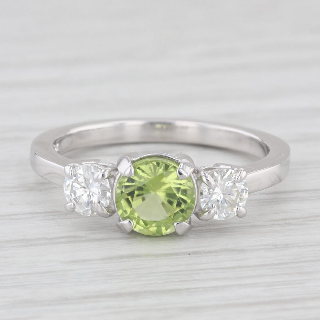 Light Gray New Round 3-Stone Peridot Diamond Ring 14k White Gold Size 6.75