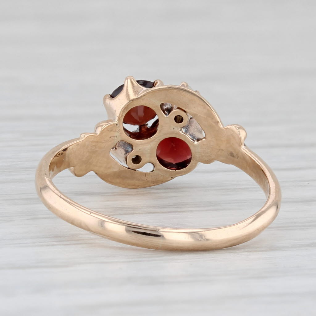 Light Gray Victorian 1ctw Garnet Pearl Bypass Ring 9k Yellow Gold Size 7