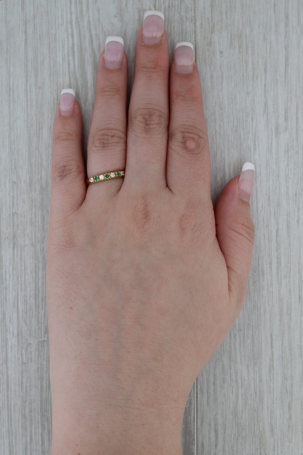 0.21ctw White & Green Cubic Zirconia Stackable Ring 18k Yellow Gold Sz 7.5 Band