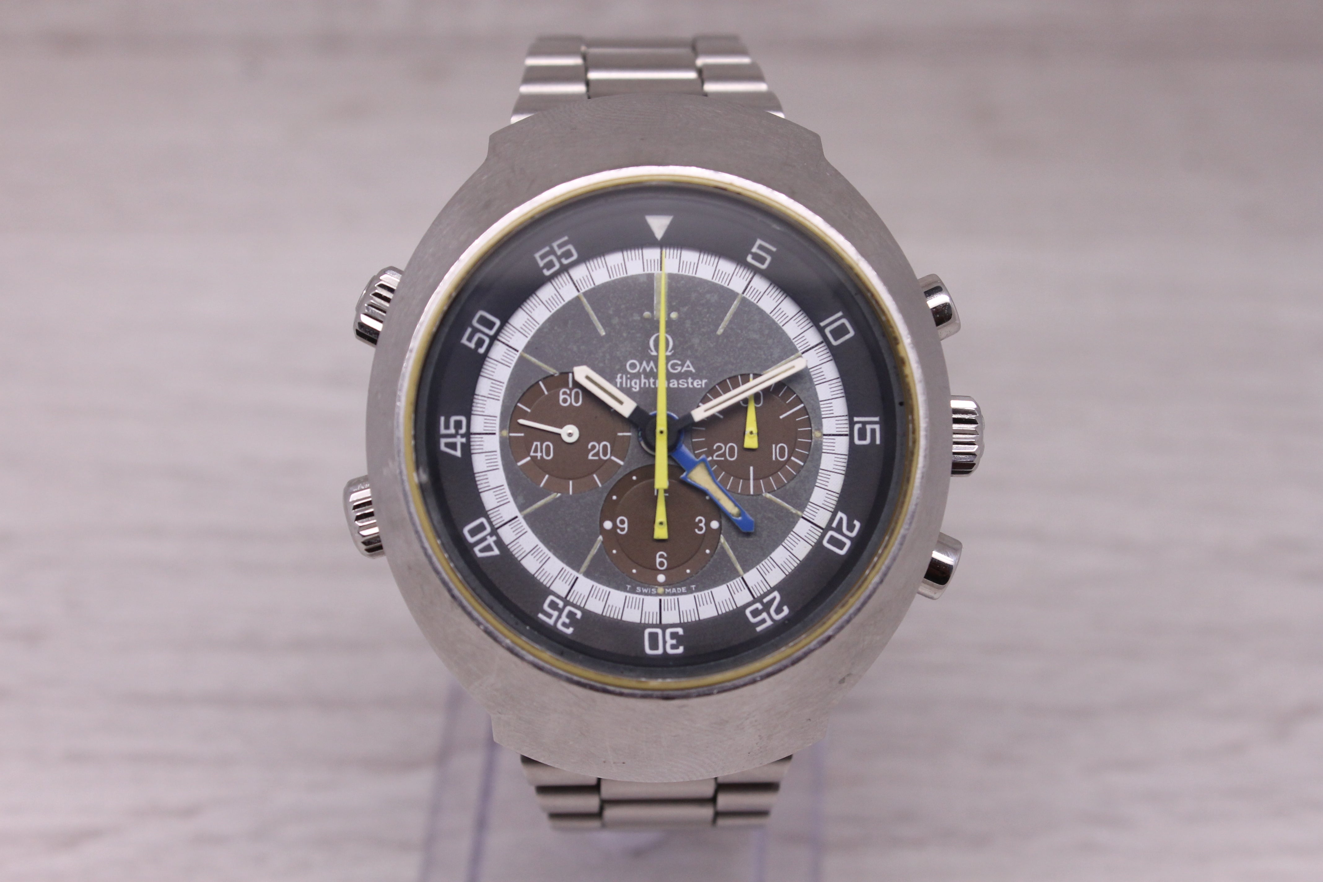 Vintage c.1972 Omega Flightmaster Mens Steel 43mm Chronograph GMT Watch c.911