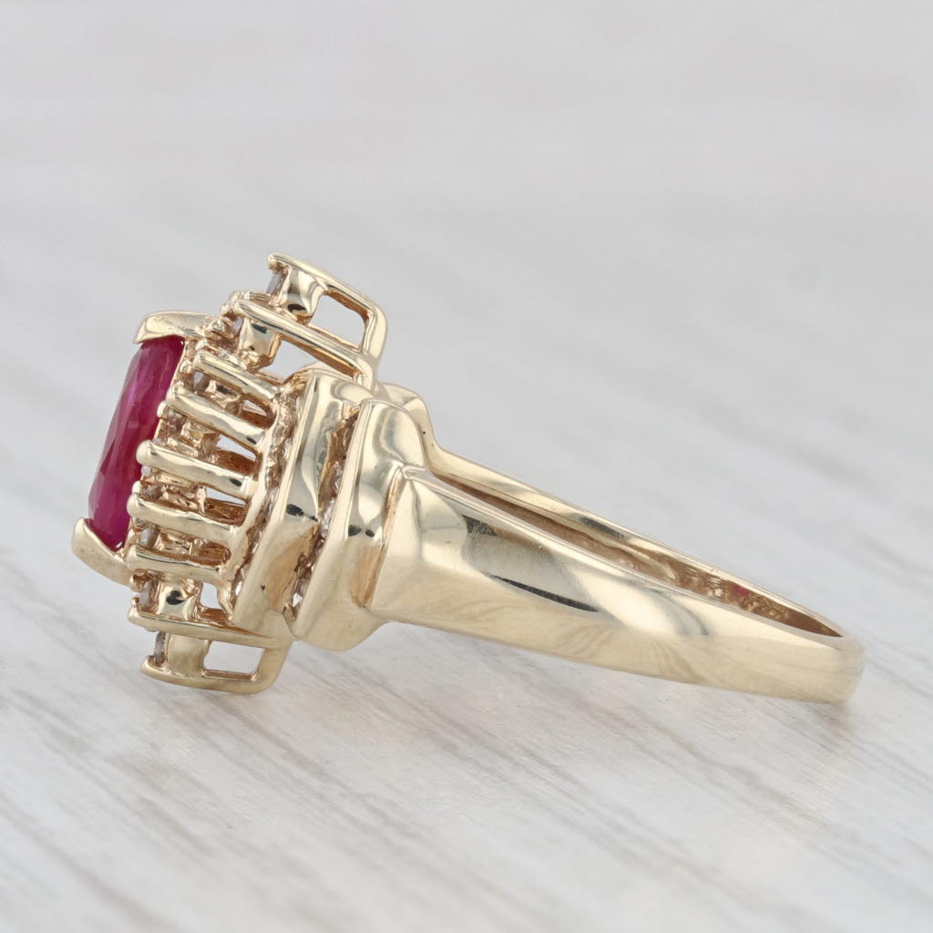 Light Gray 0.91ctw Ruby Diamond Halo Ring 10k Yellow Gold Size 7