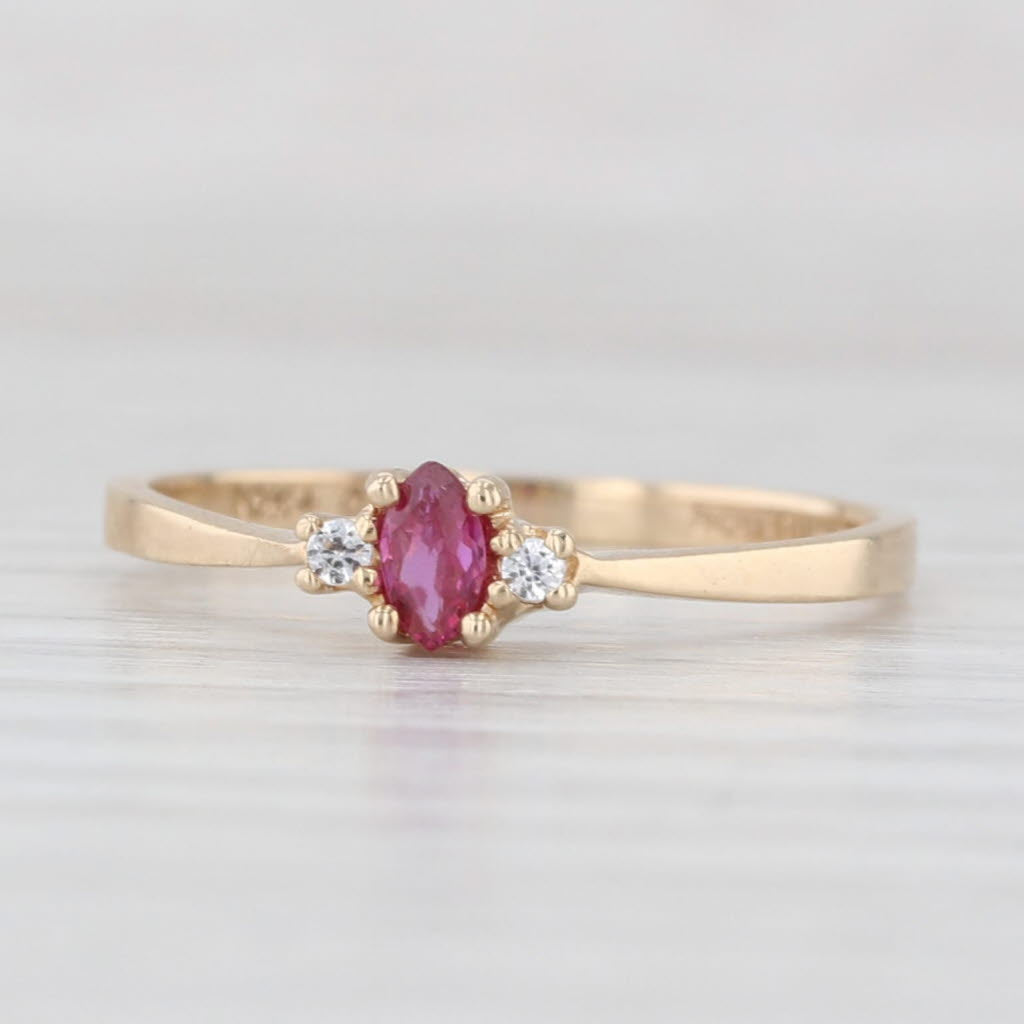 Light Gray Marquise Ruby Cubic Zirconia Ring 10k Yellow Gold Size 9.75