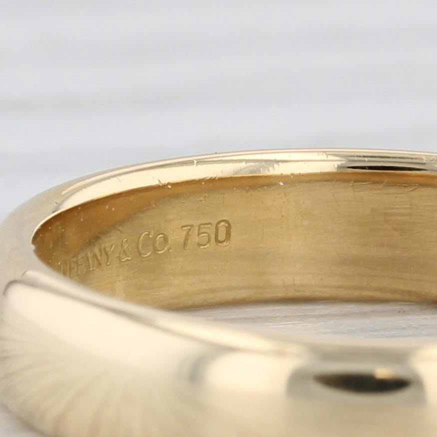 Light Gray Classic Tiffany & Co Wedding Band 18k Yellow Gold Size 8.25 Ring 1999 with Pouch