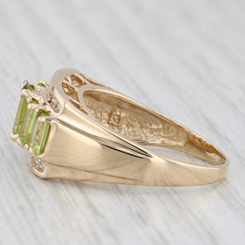 Light Gray 2.08ctw Peridot Diamond Ring 14k Yellow Gold Size 8.5