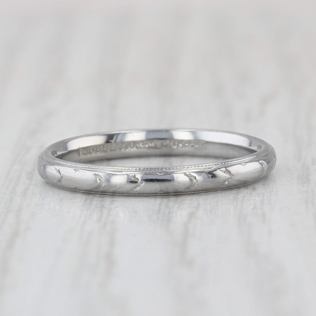Etched Pattern Ring 18k White Gold Wedding Band Size 7 Stackable Bud & Blossom