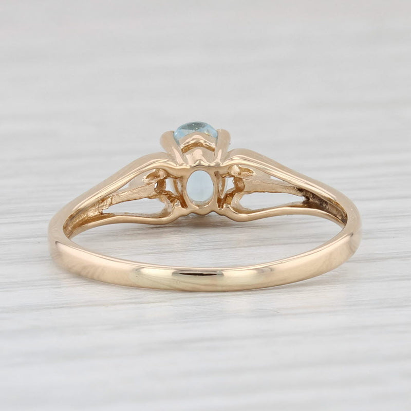Light Gray 0.46ctw Oval Aquamarine Diamond Ring 14k Yellow Gold Size 7.75