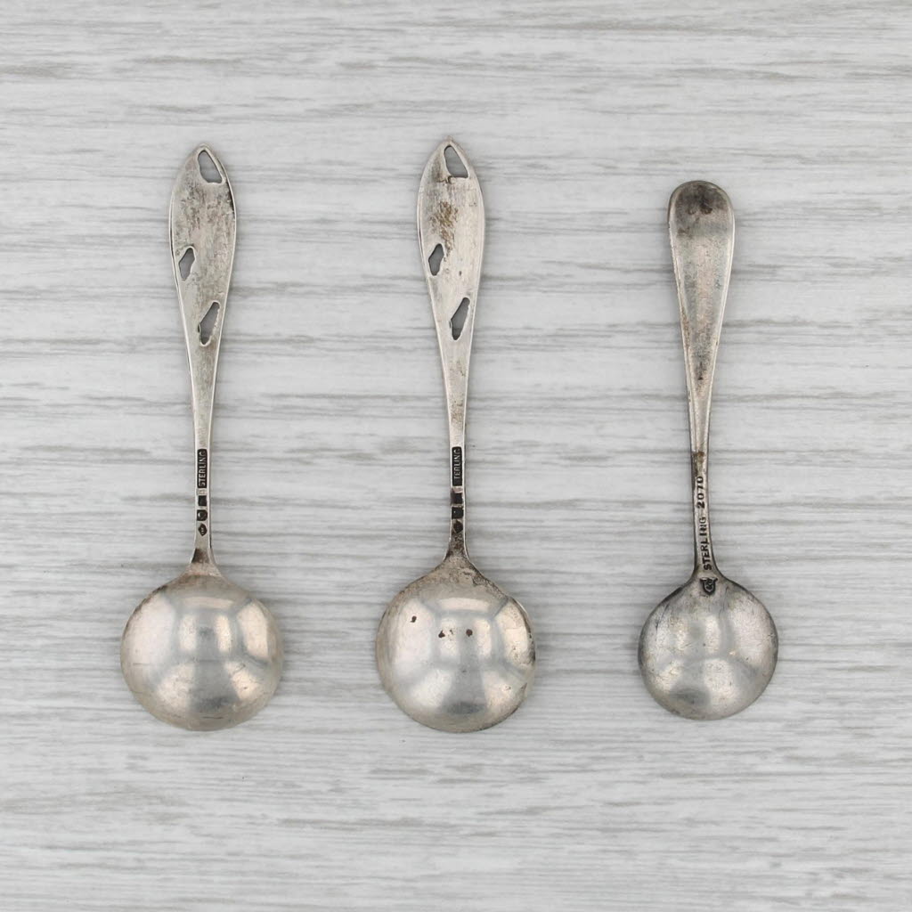 Vintage Set of 3 Salt Spoons Sterling Silver Fruit Pattern Robbins Simons