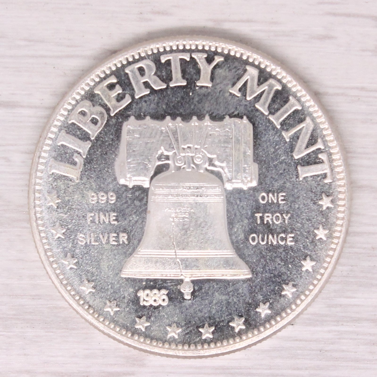 1986 1oz Liberty Mint .999 Silver Bullion Round Liberty Bell US Constitution