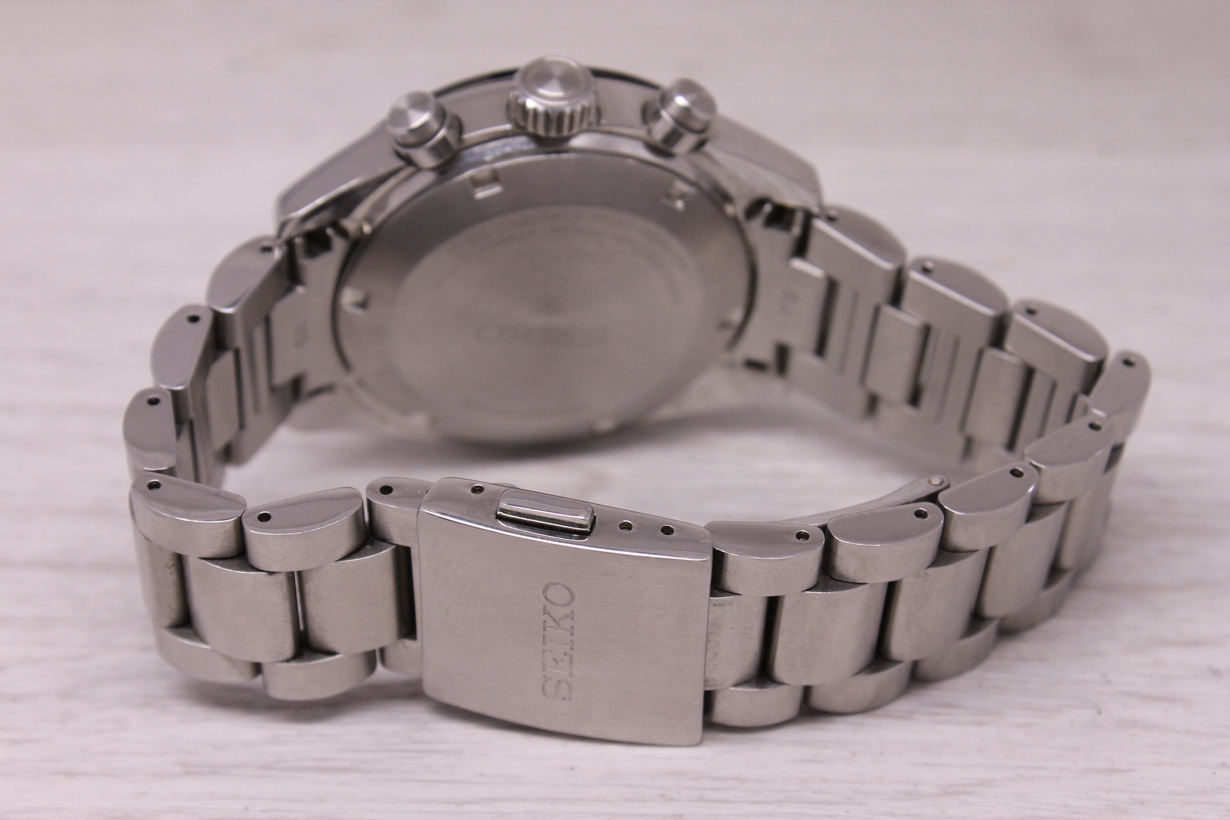 Seiko Prospex Speedtimer Solar Chronograph Watch 39.5mm Steel Date SSC817