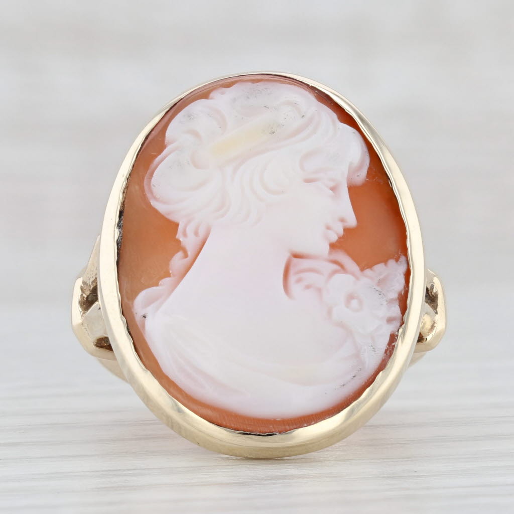 Light Gray Vintage Cameo Ring 10k Yellow Gold Carved Shell Fine Detailed Figural Bust Sz 6