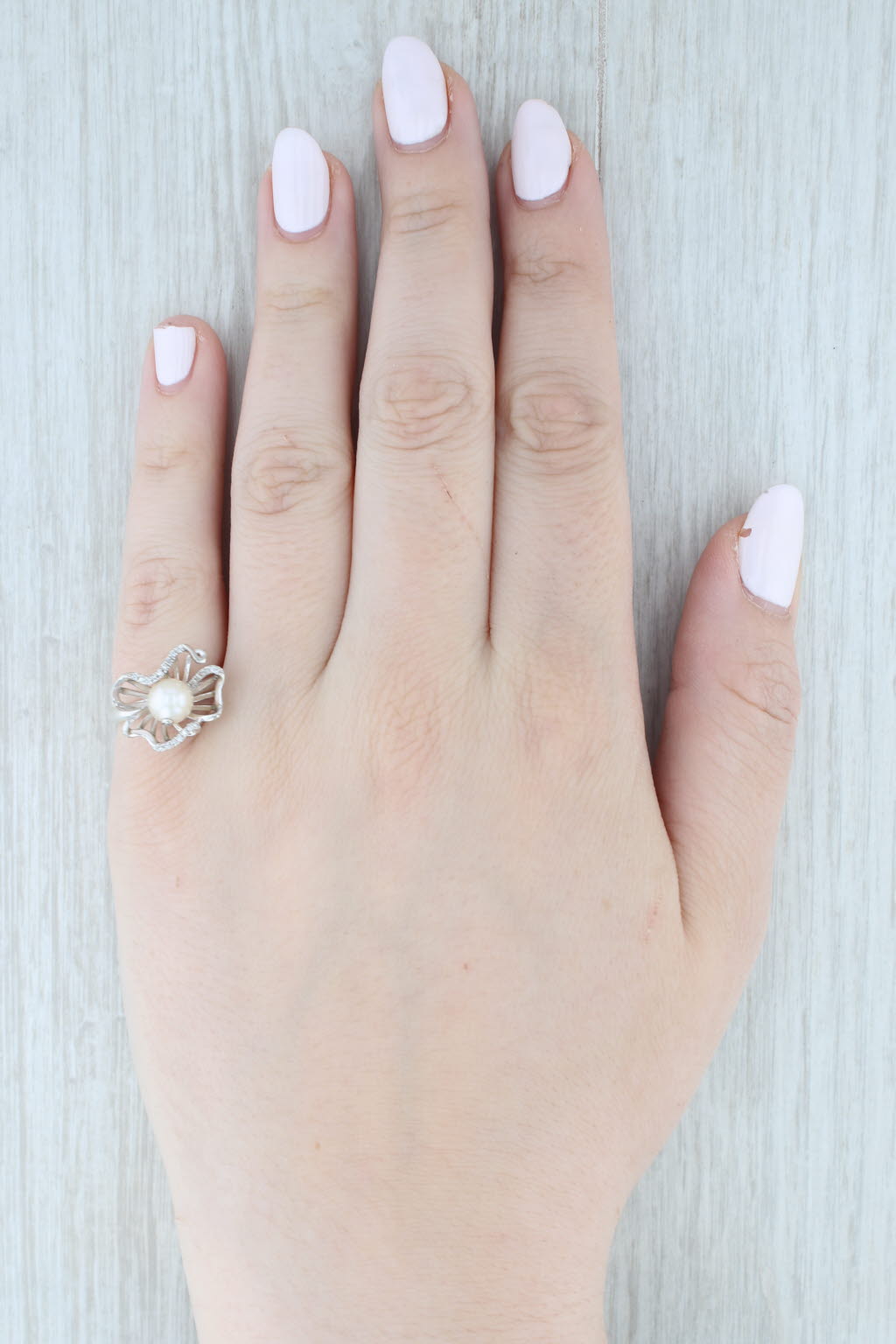 Light Gray Anne Geddes Cultured Pearl Diamond Rimmed Flower Ring Sterling Silver Size 6.25