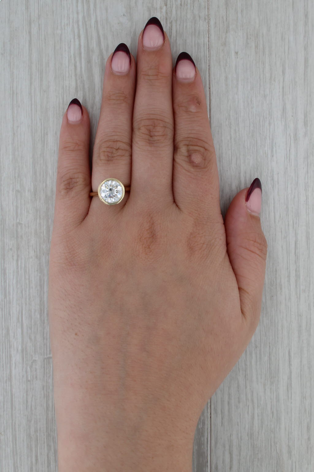 New IGI 3.26ctw Lab Grown Diamond Engagement Ring 14k Gold Round Bezel Set